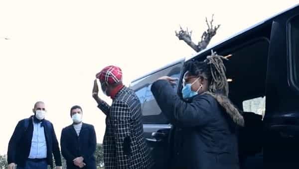 Cirugía de columna en Yoppa en Bursa, Turquía, para el dolor de espalda