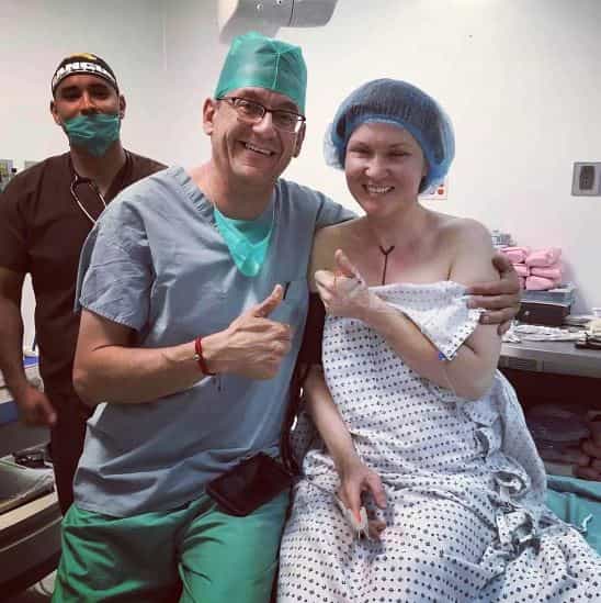 Dr. Joaquín Ayala - Cirujano Plástico en Tijuana