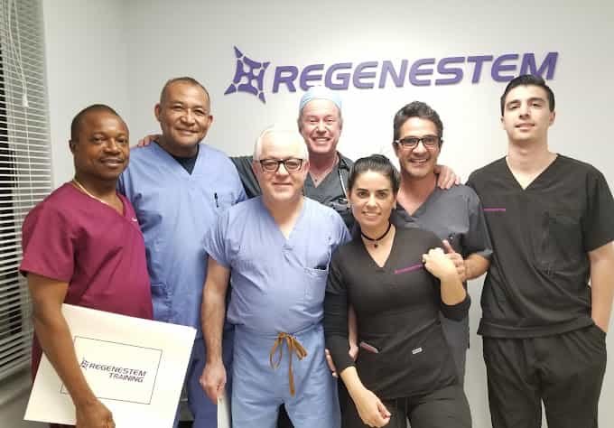 Médico de Medicina Regenerativa en Fort Lauderdale, Estados Unidos