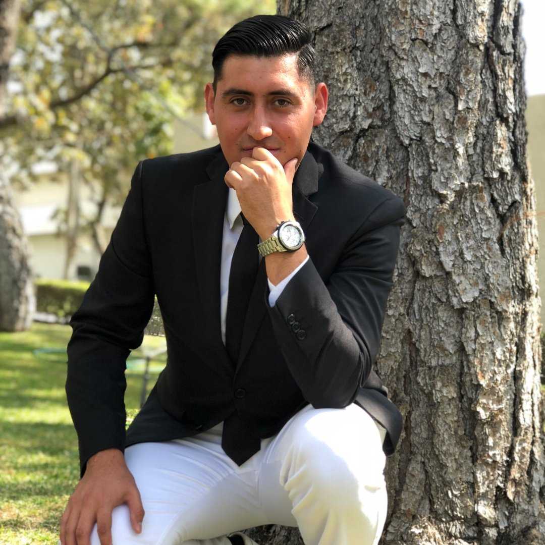 Dr. Josué Eduardo Fernández de Lara