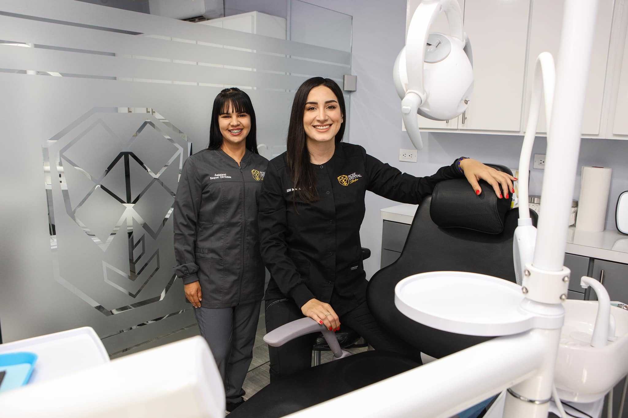Clínica Dental Los Algodones por Rose Dental Studio