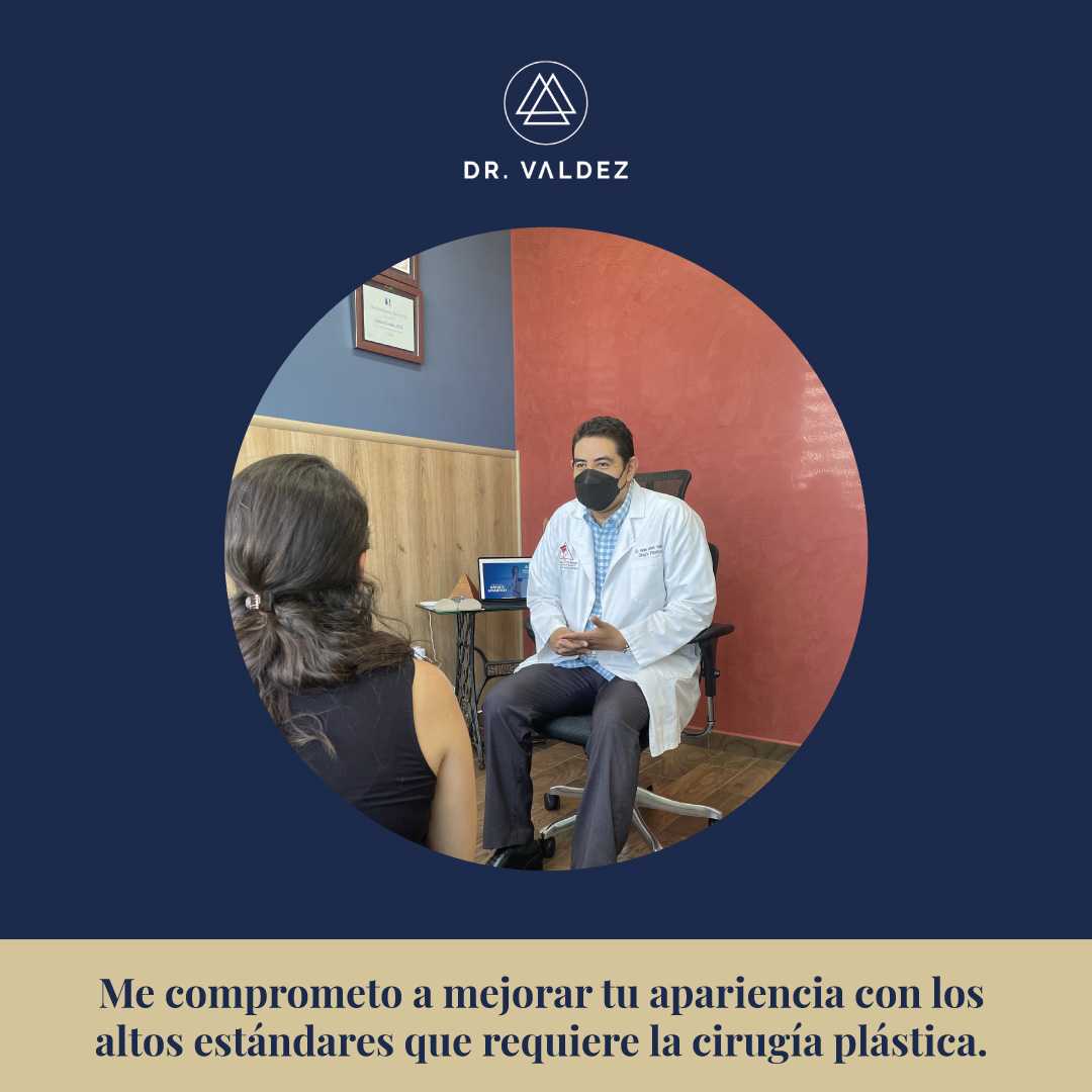 Dr. Arturo Valdez en Cancún México