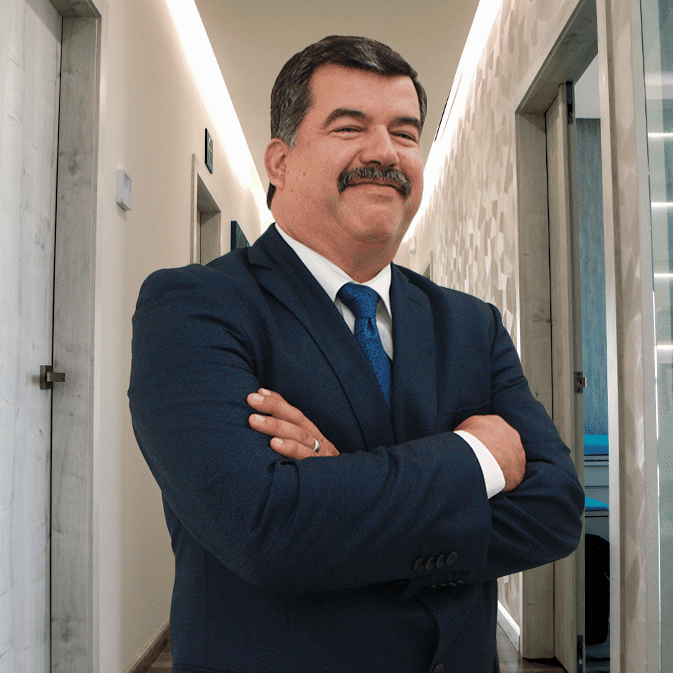 Dr. Alejandra Graviño Patient Care & IV Therapy Specialist