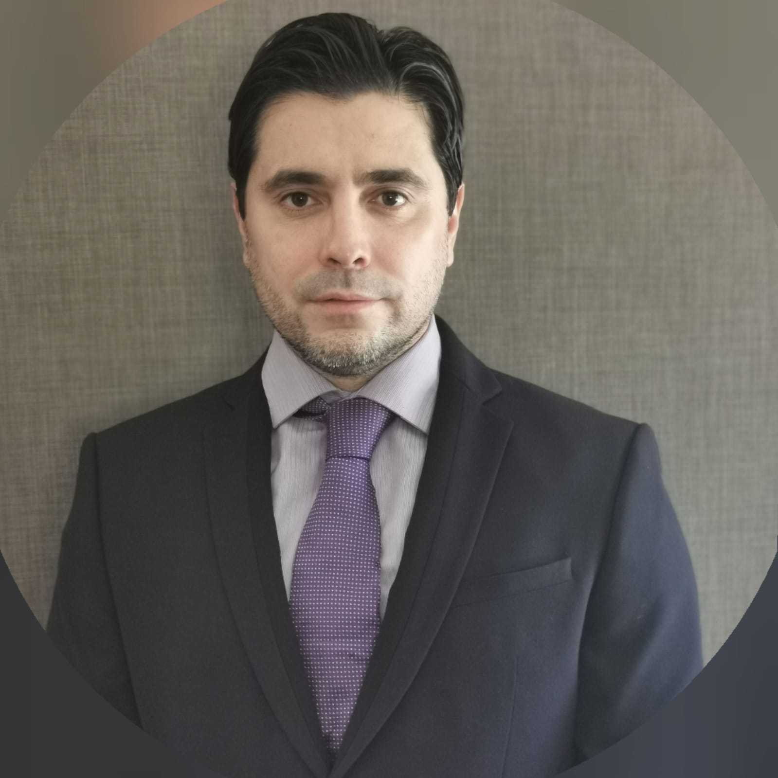 Dr. Carlos Frías Navarro