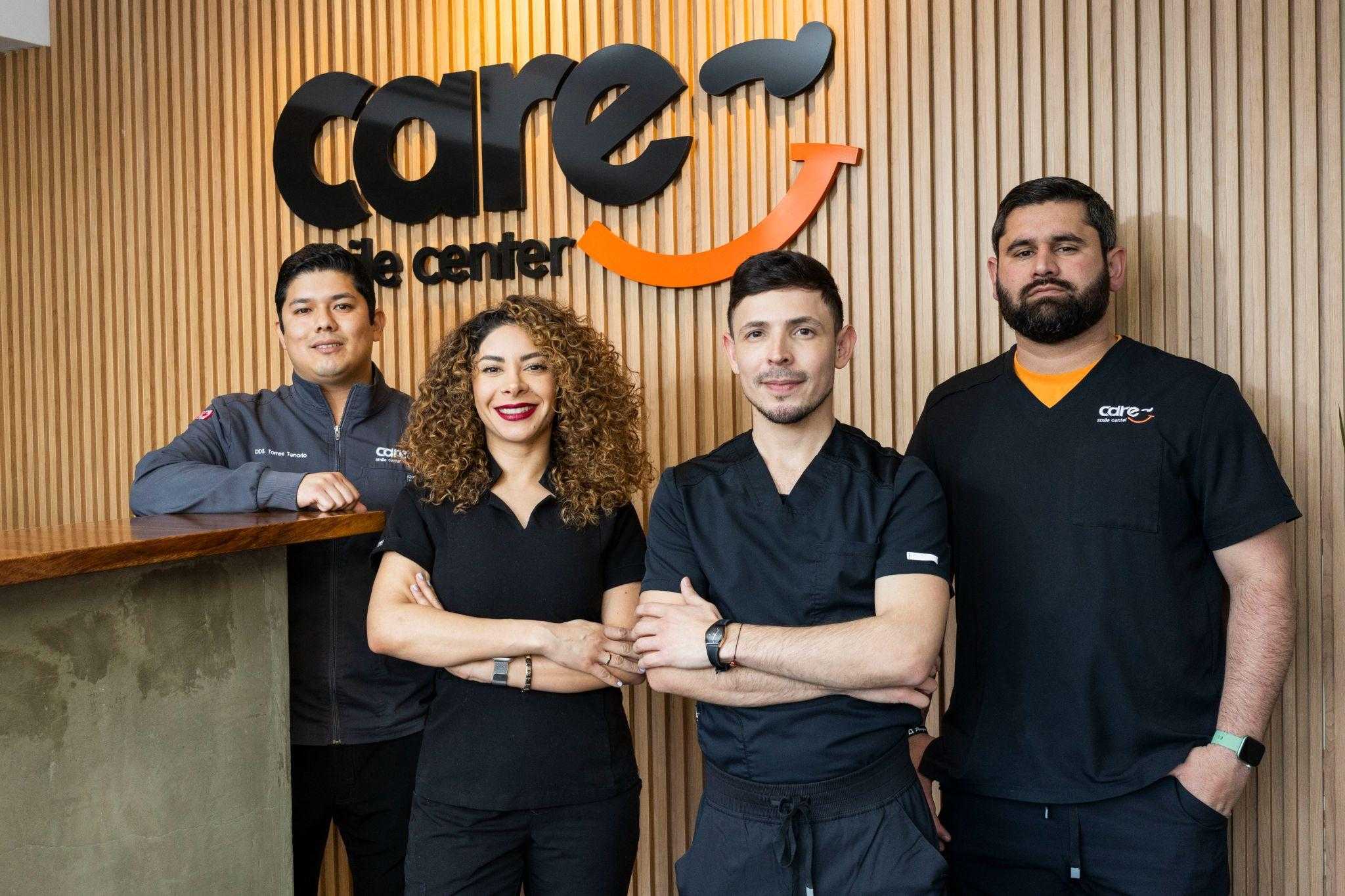 Dental Veneers in Mexico 