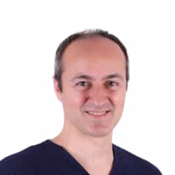 د. سردار يلماز - جراح الفم والوجه والفكين