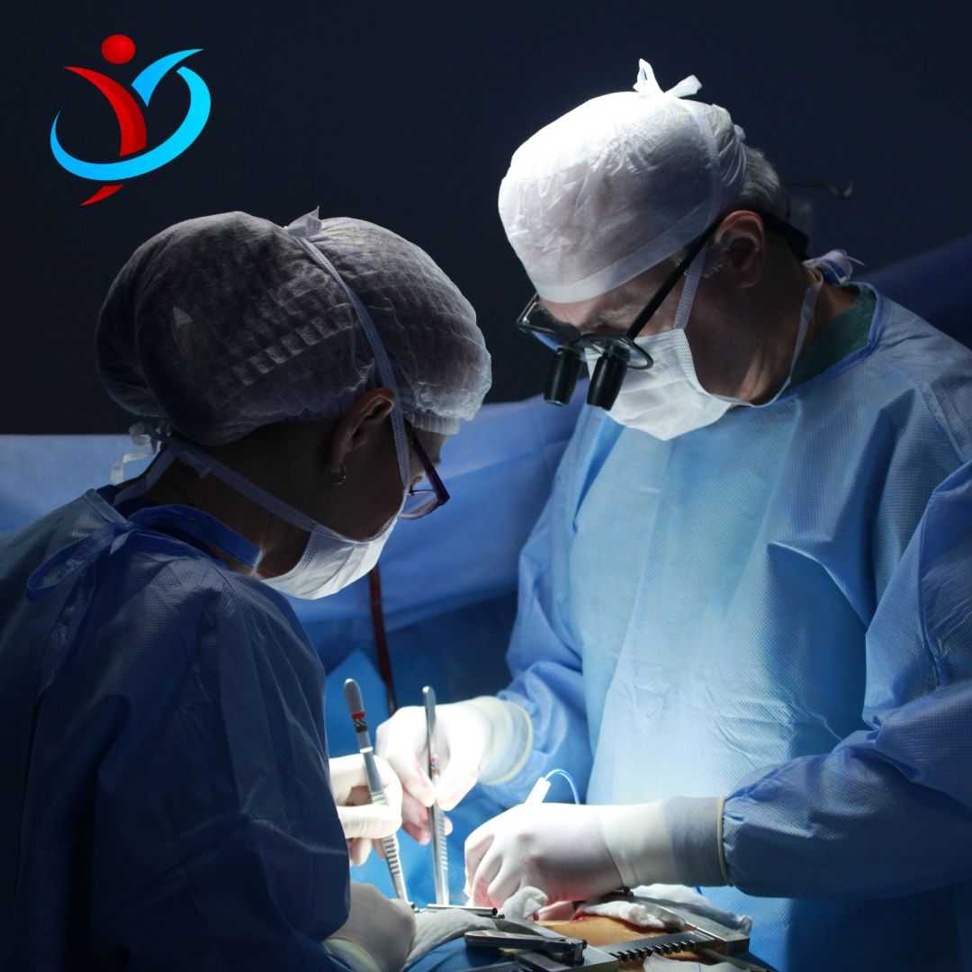 Dr. Joaquín Ayala - Cirujano plástico en Tijuana, México