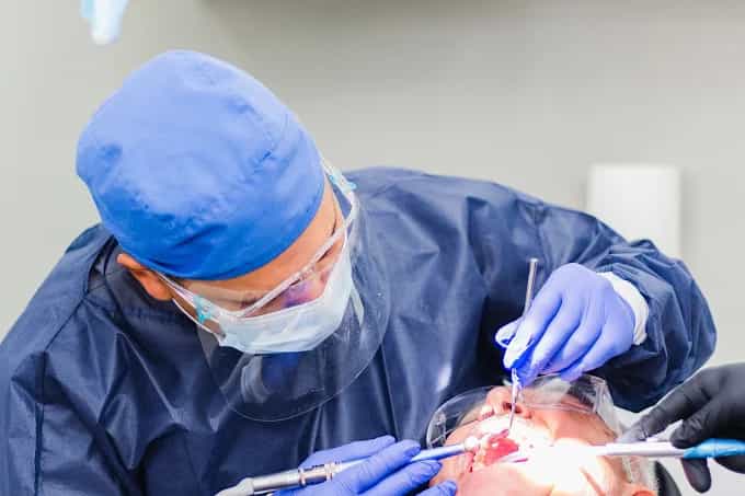 Implantes dentales Los Algodones