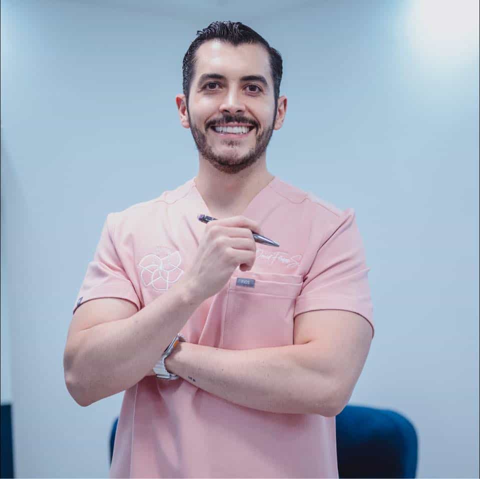 Dr. David Flores Soto