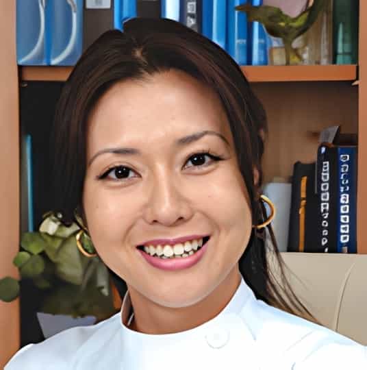 Dr. Chiaki Kawashima - Lead Dermatologist at Azabu Skin Clinic
