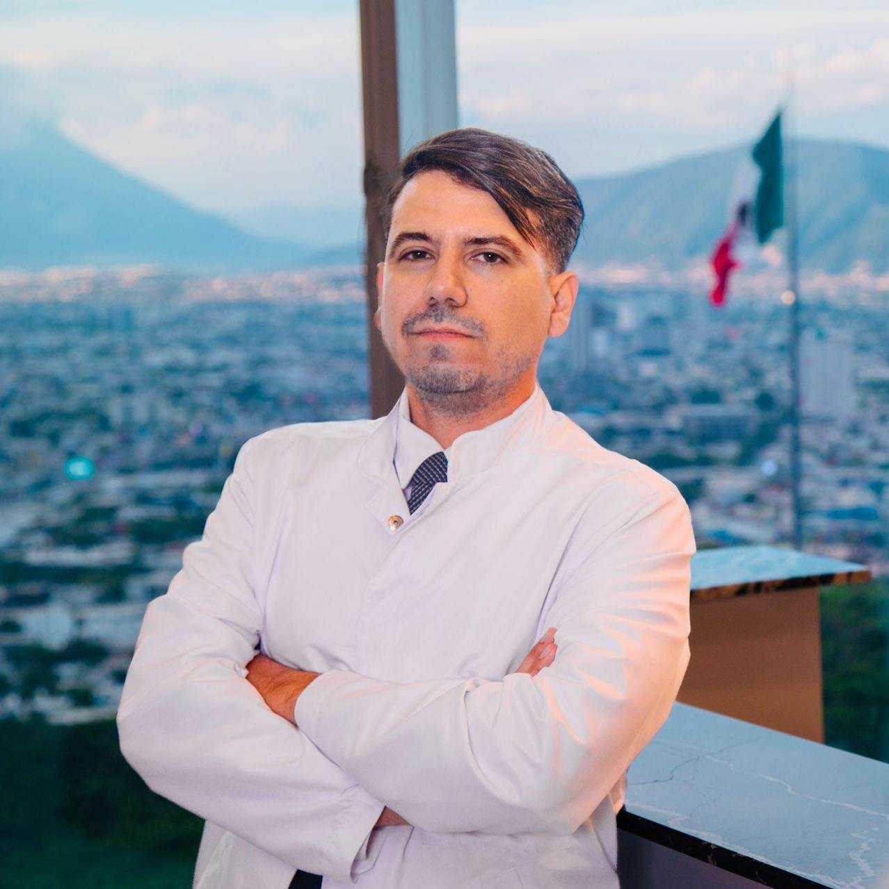 Dr. Fernando Hernández
