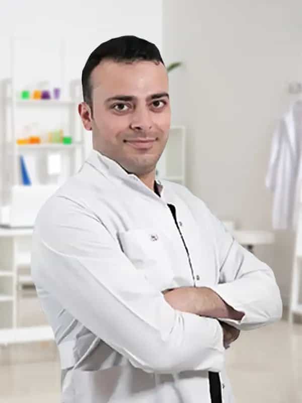 Dr. Cavansir A. (DDS/PhD - Cirujano Oral y Maxilofacial)