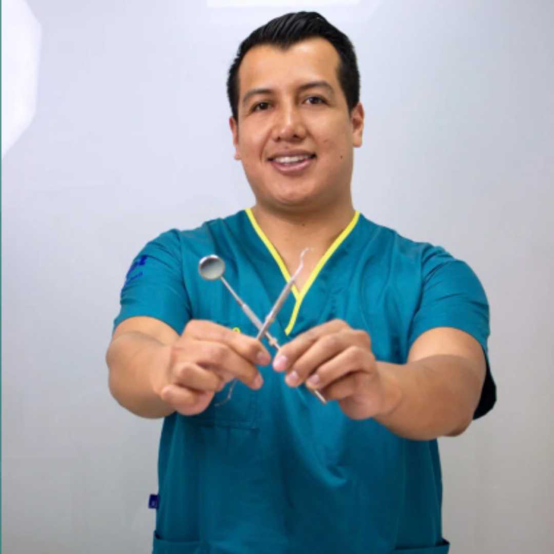 Julio César Hernández Martínez, Ortodoncista