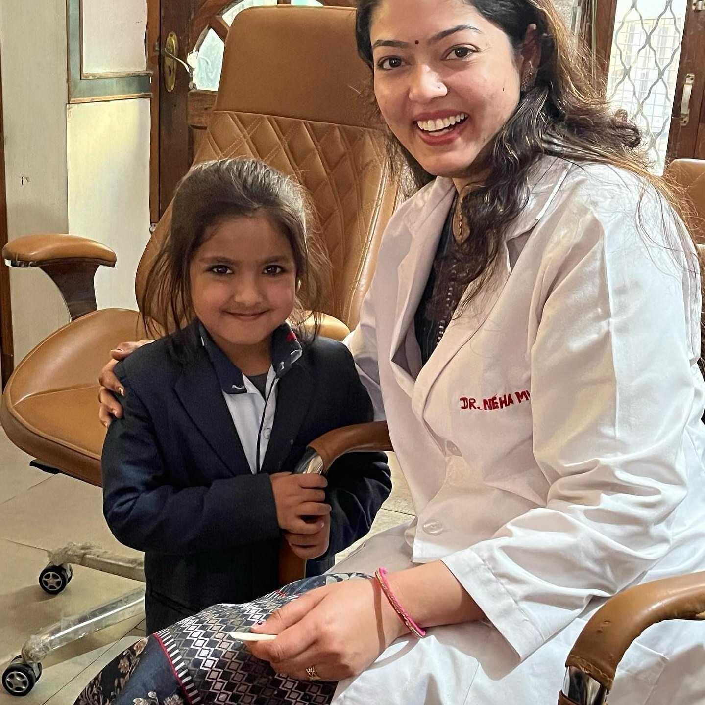 Dentists in Gurugram - Dr. Neha Mudgil