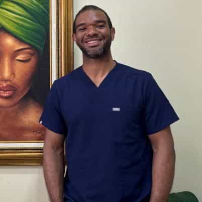 Bariatric Surgeon in Costa Rica - Dr. Miguel Oguilve