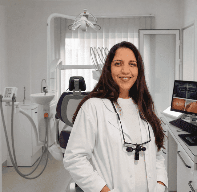 Expert Dentist in Casablanca Morocco - Dr. Fatima Sadiki