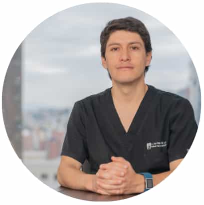Ortodoncia e Implantes World Trade Center Quito Dental Clinic in Ecuador