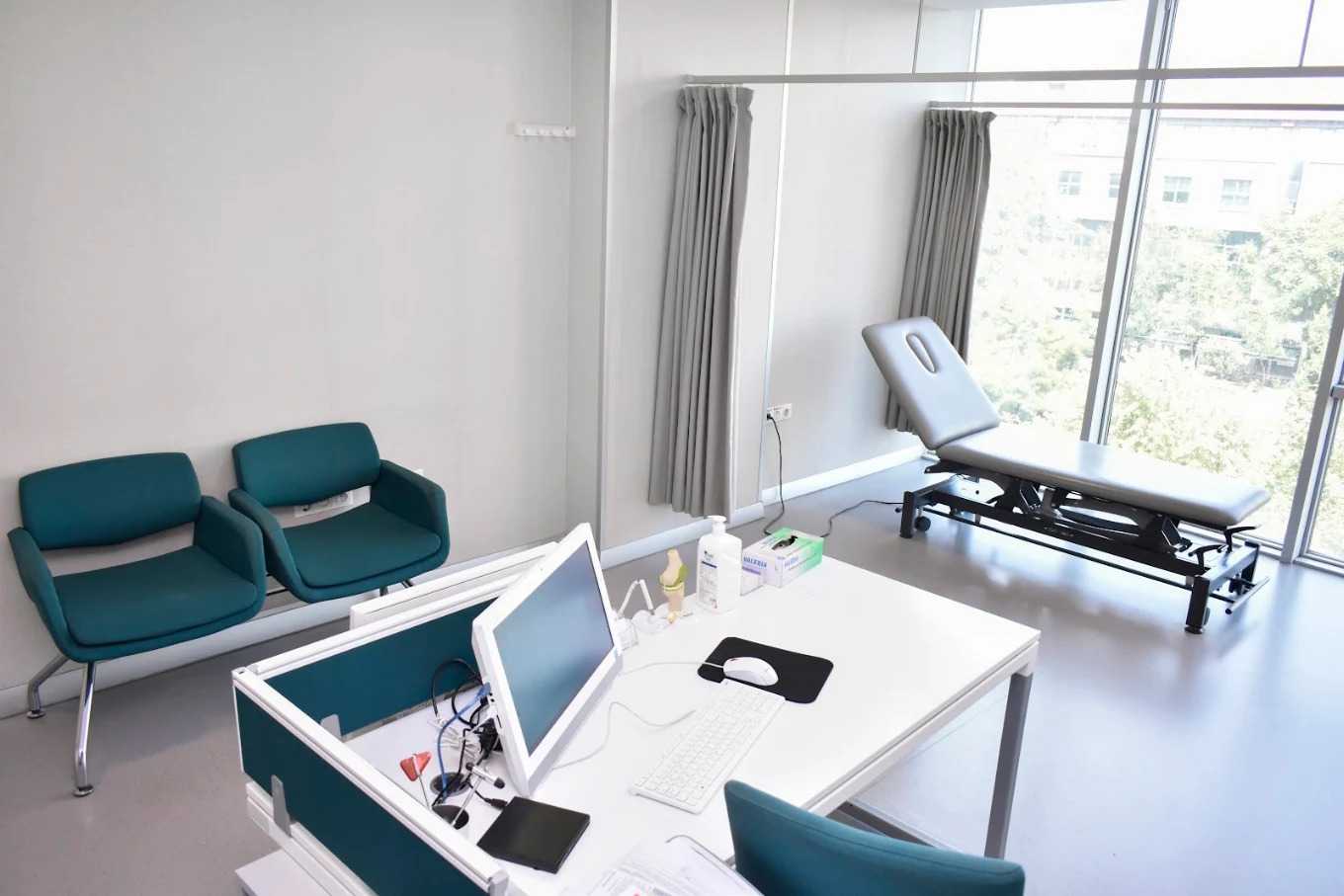 Orthopedic Surgery in Bursa Turkey at Turan Turan Robotic Surgery Center