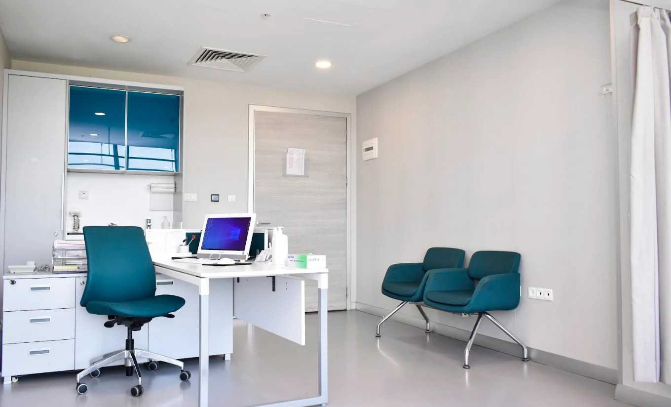 Robotic Orthopedic Surgery in Bursa Turkey at Turan Turan Center