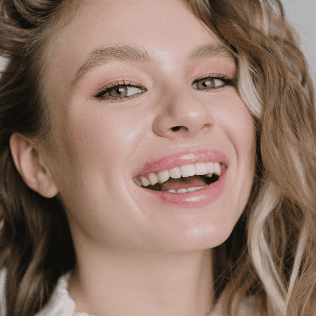 Which One Fits Your Smile Best? Comparing 3 on 6 Dental Implants Mexico vs. All-on-4