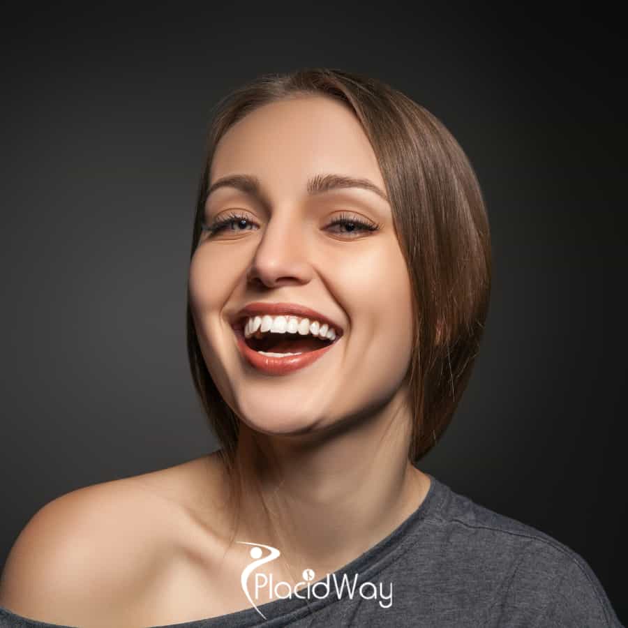 Best Dentists for Veneers in Colombia
