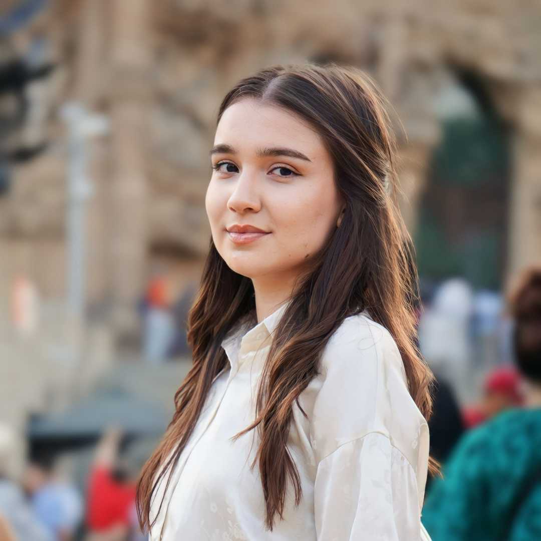 Hina Munawar