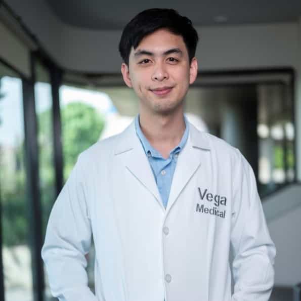 Dr. Chollawat Thongthaisi