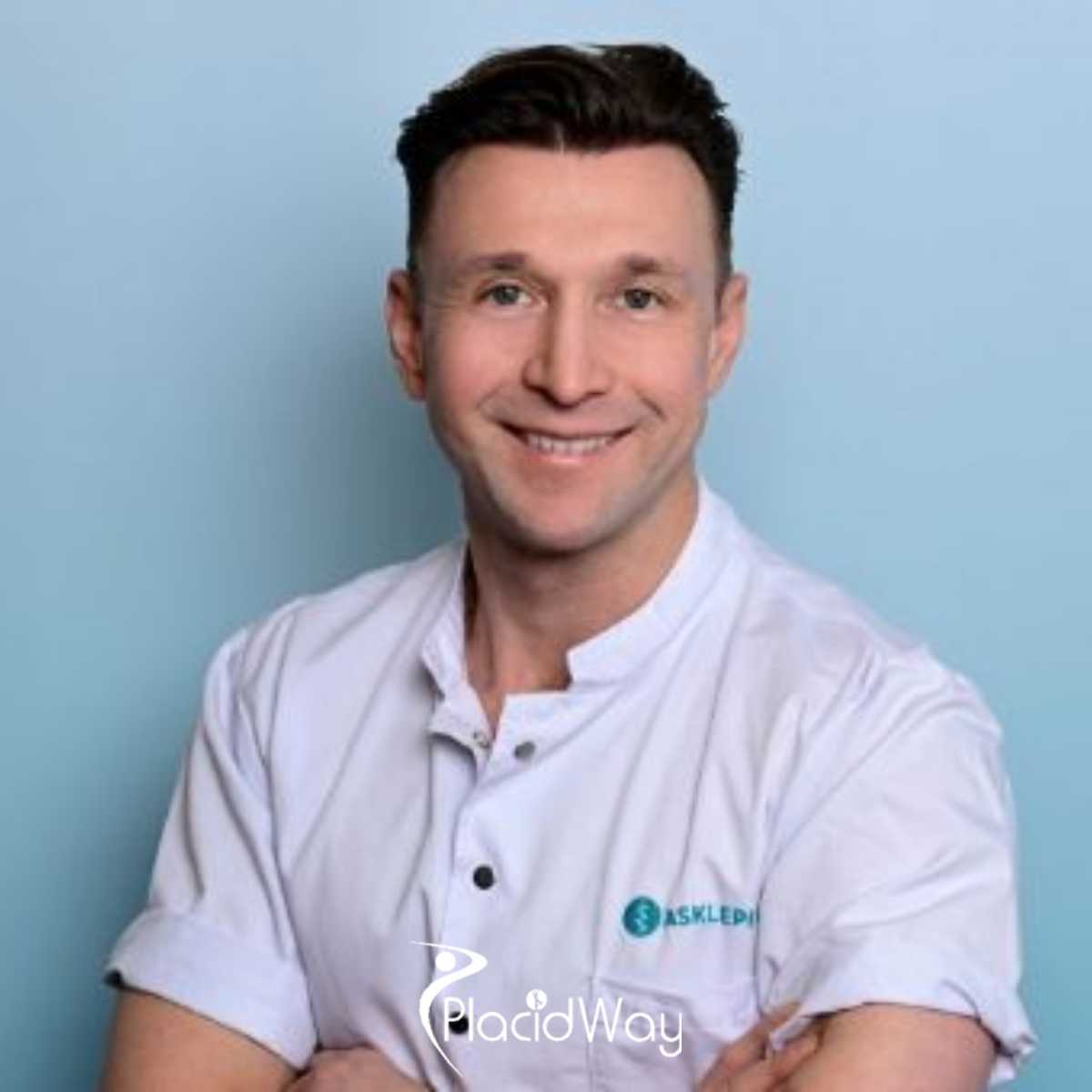 Dr. Christian Luckert