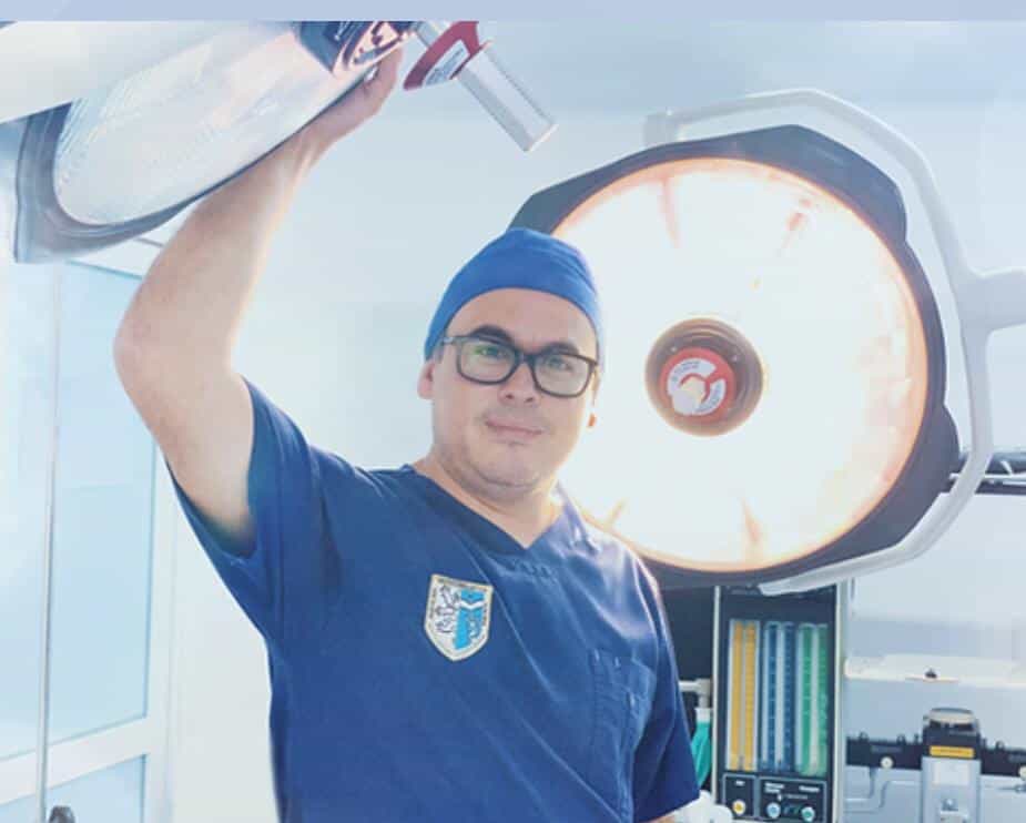 Dr. Luiz Armendáriz