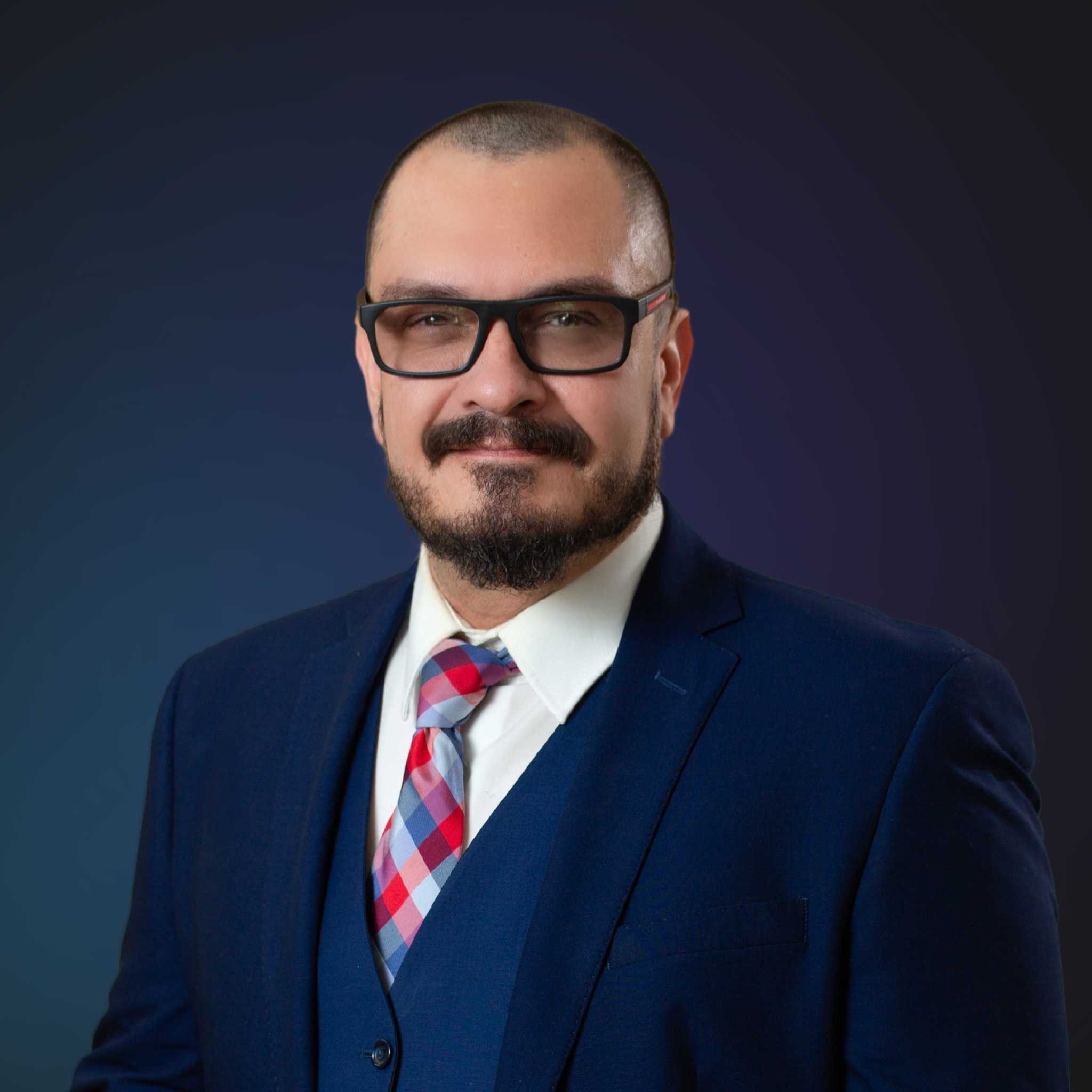 Dr. Marco SariÃ±ana