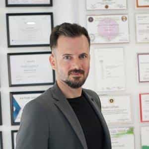 Dr. Necdet Urhan