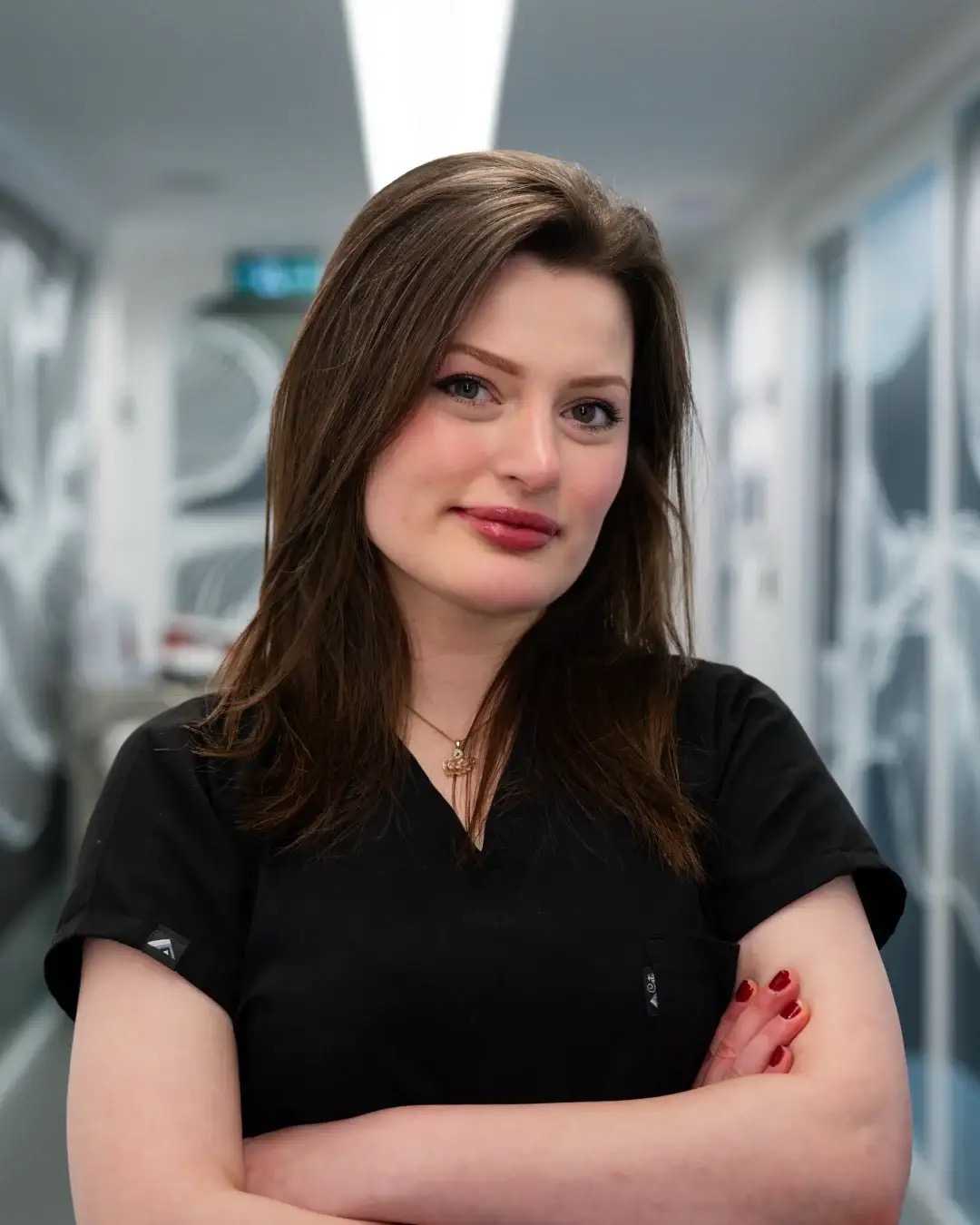 Dr Aysenur K.