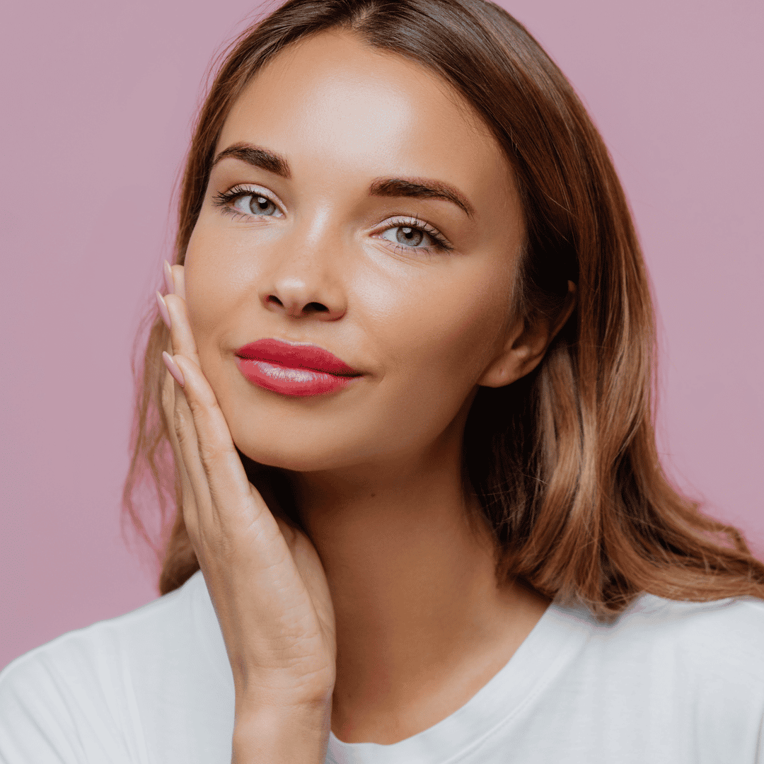 Paquete de lifting facial de mediana edad en Antalya, Turquía, a cargo del hospital privado Olimpos