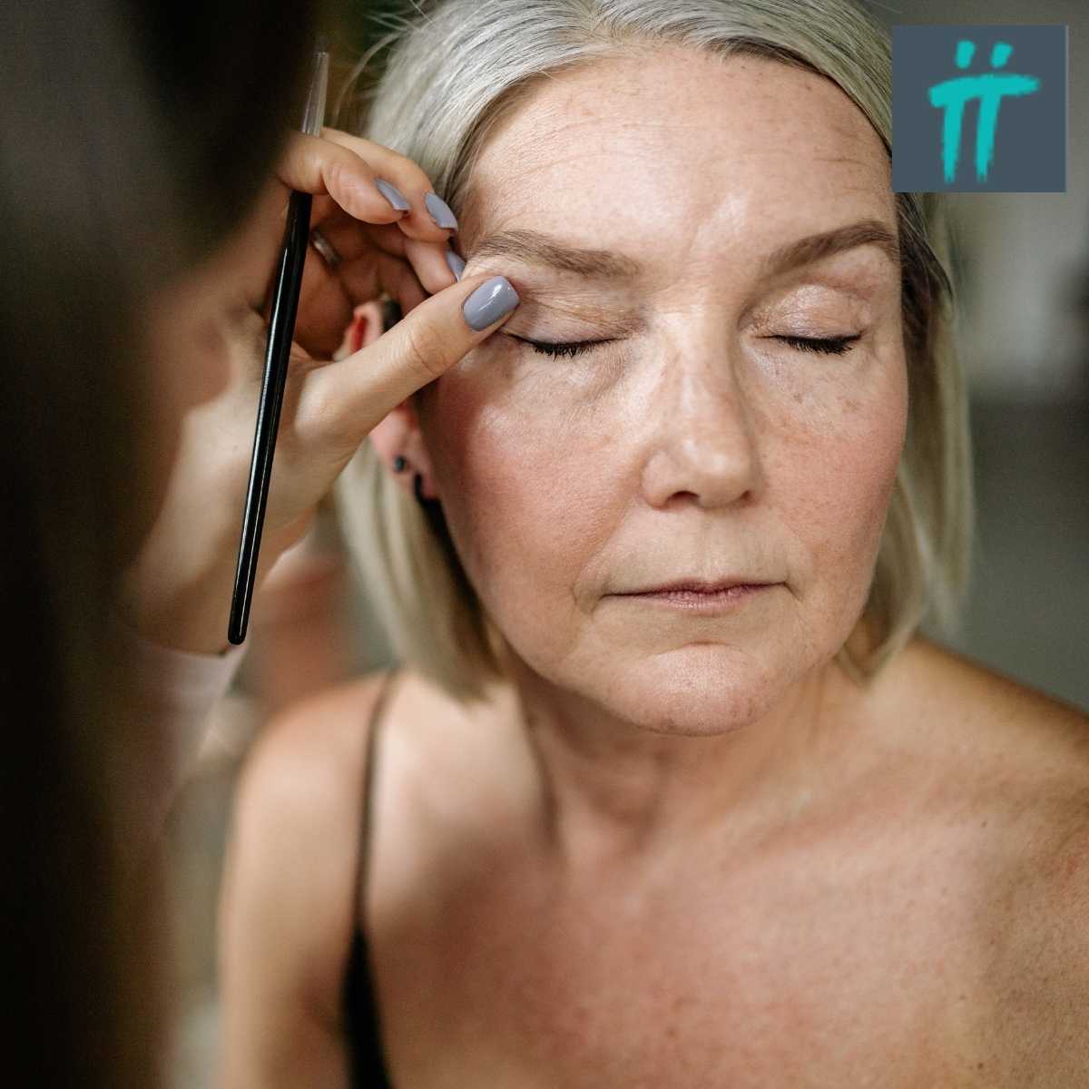 Bilateral Blepharoplasty Surgery Package by Turan Turan in Istanbul, Turkey