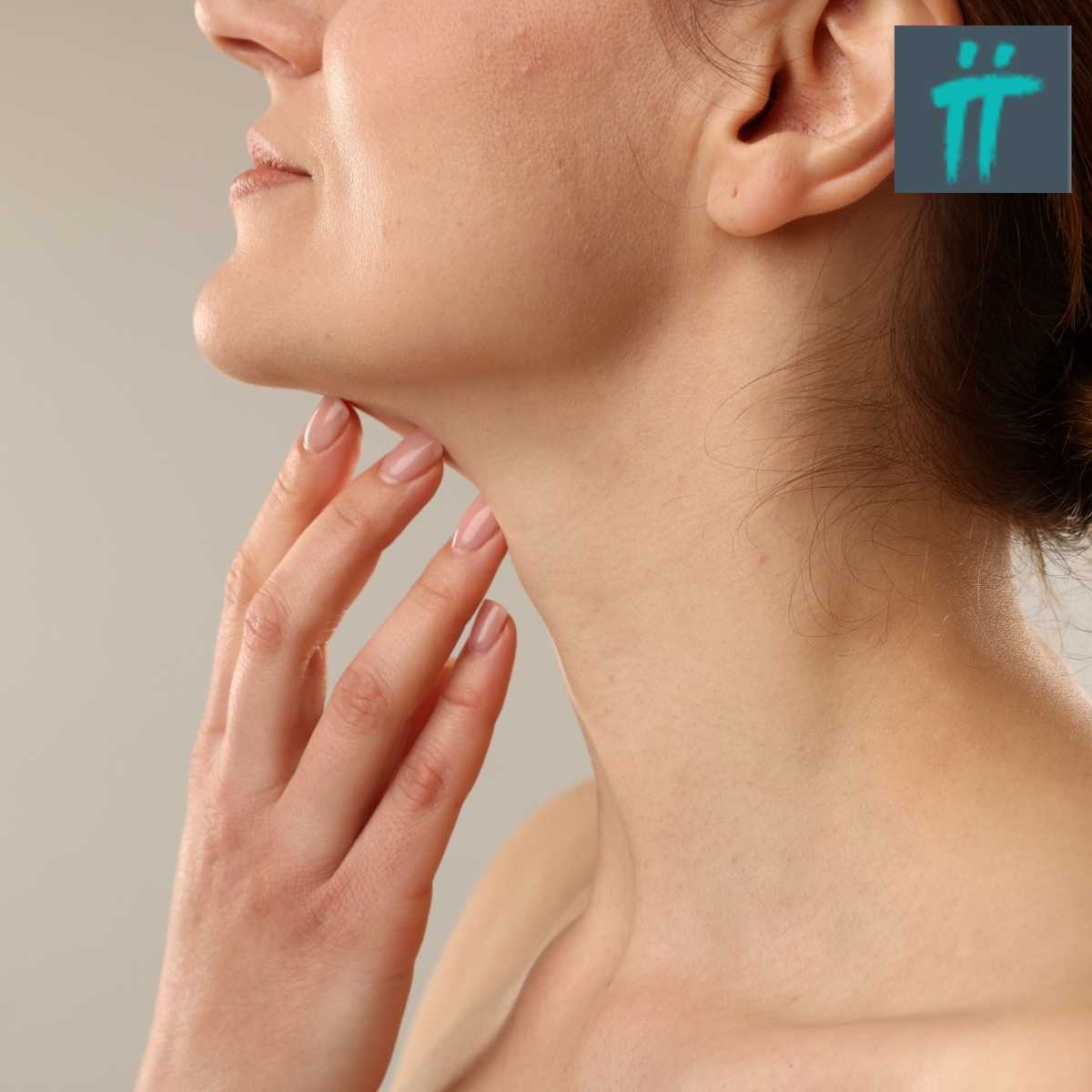 Neck Liposuction Package by Turan Turan in Istanbul