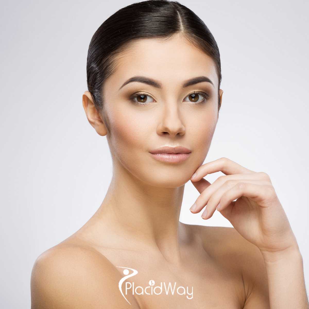 Paquete de Rinoplastia en Colombia por el Dr. Alvaro Uribe
