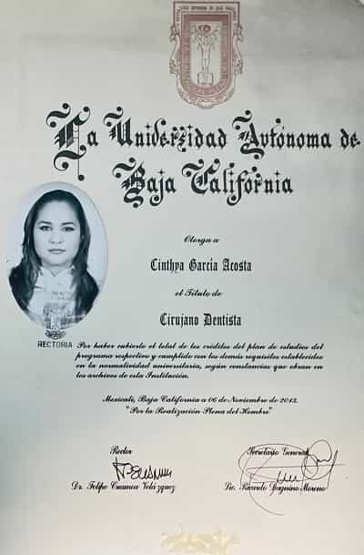 Awards of Dentist in Los Algodones, Mexico by DDS Cinthya Garcia