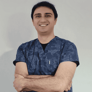 Gençer Huniler  Dentist in Izmir Turkey