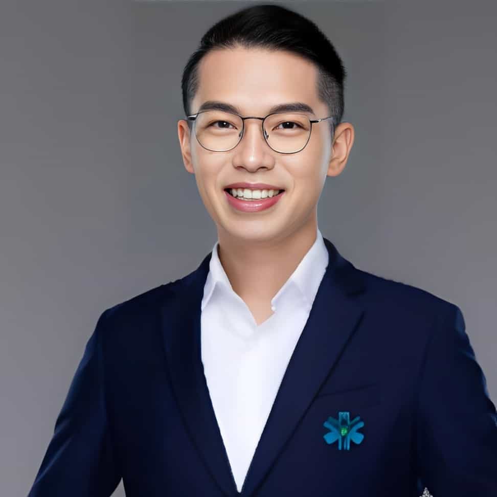 Dr. Nicholas Chen - Stem Cell Specialist