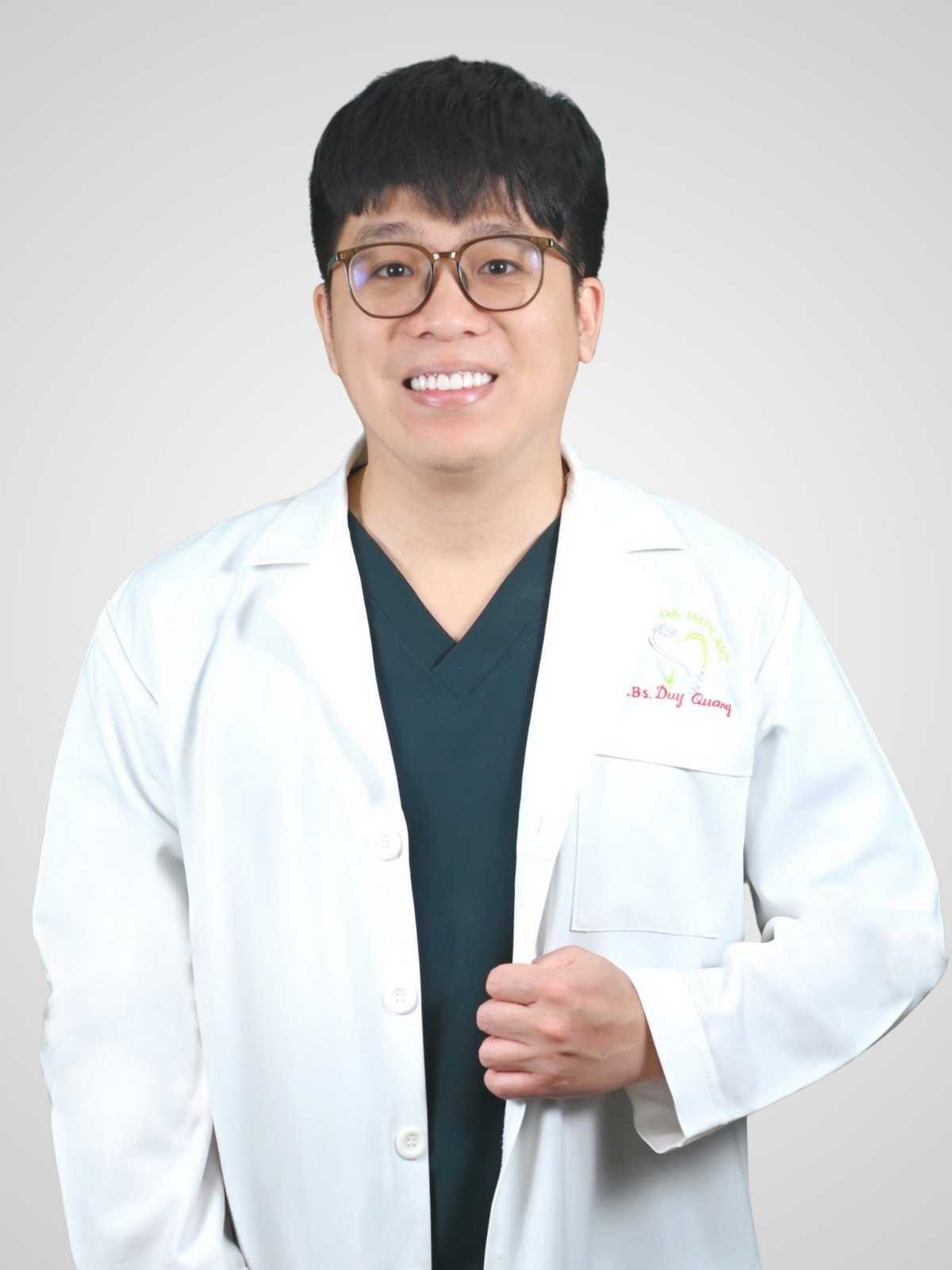 Dr. Nguyen Duy Quang - Specialized in Aesthetic Prosthodontics