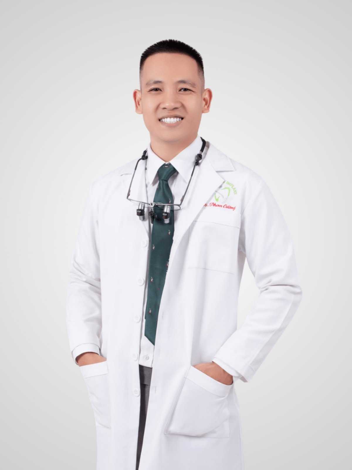 Dr. Phan Van Cuong - Specialized in Implant Surgery