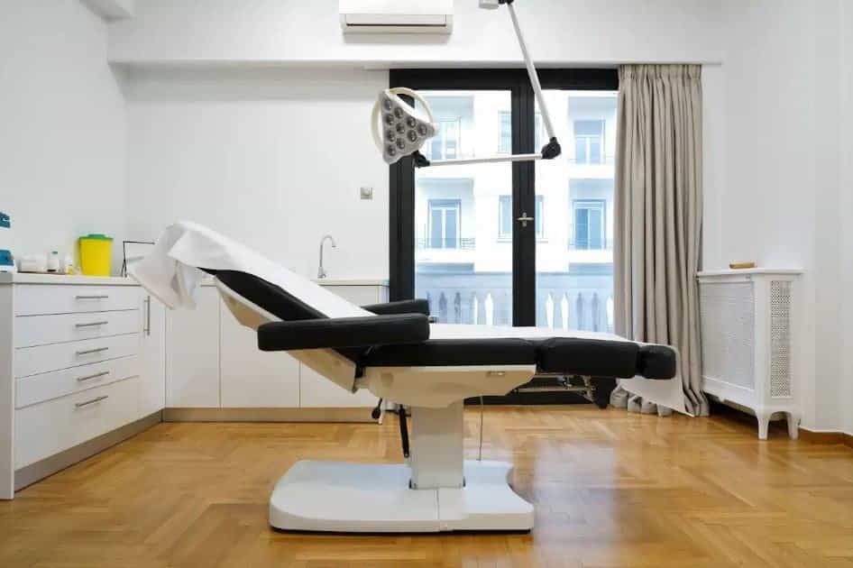 Plastic Surgery Athens Greece Specialist Dr. Elias Moustakis