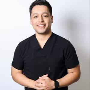 Juan Eduardo Arellano - Implant Specialist