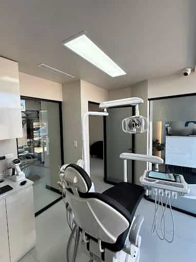 Dental Clinic in Los Algodones Mexico - Complete Advanced Dentistry