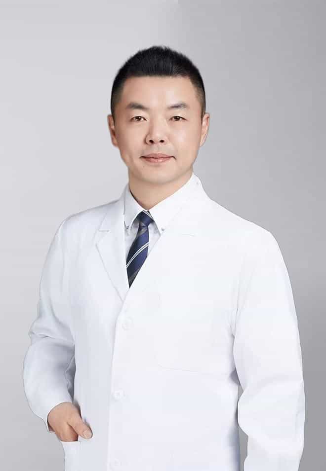 الدكتور تشين جينغ