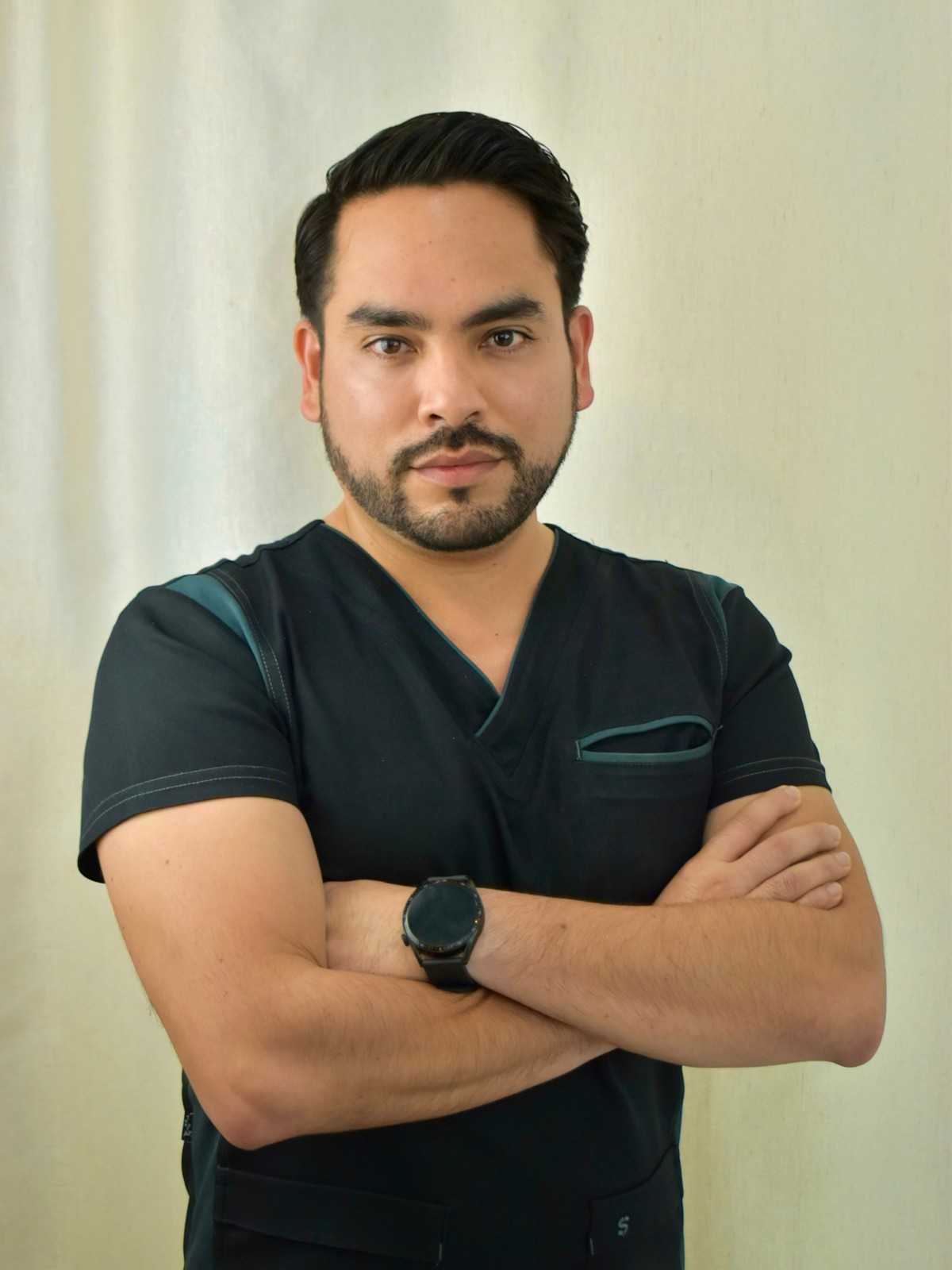 Dr. Adrian Nieto Romero