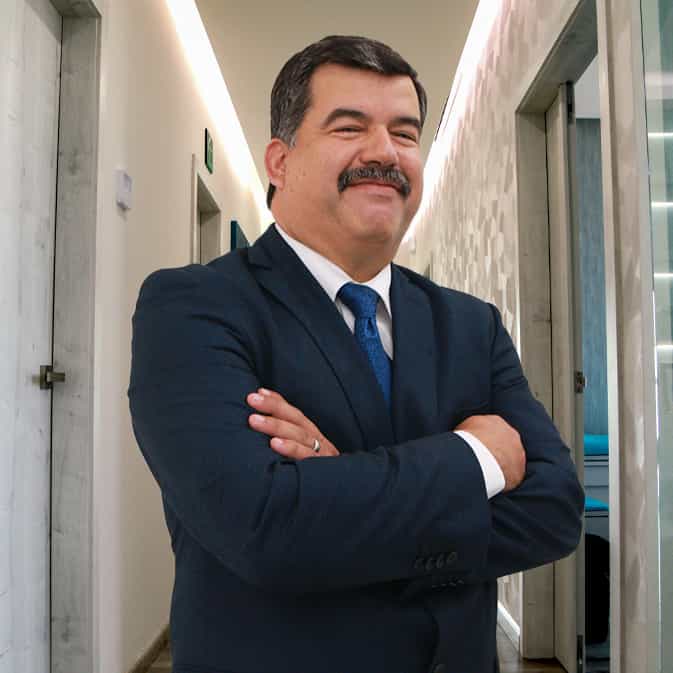 Dr. Jorge Luis Gavino Contreras
