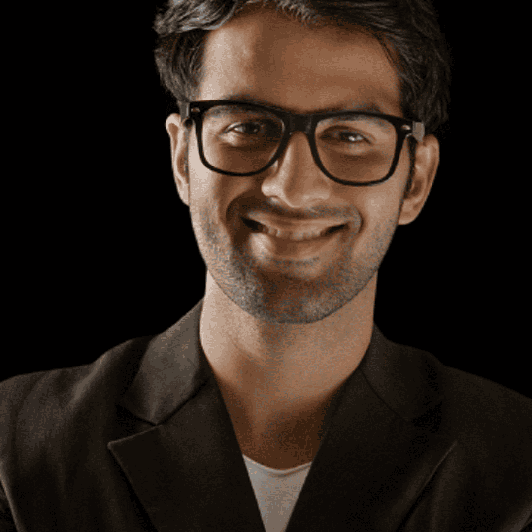 Alexander Manets' Journey to a New Smile: An All-on-6 Dental Implant Experience in Turkey