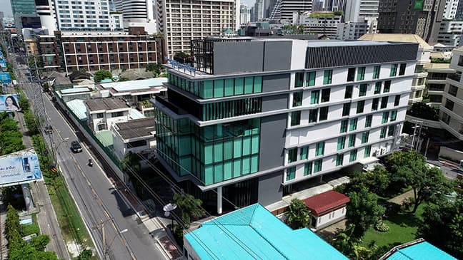 Slider image (3) Bangkok International Dental Hospital (BIDH)