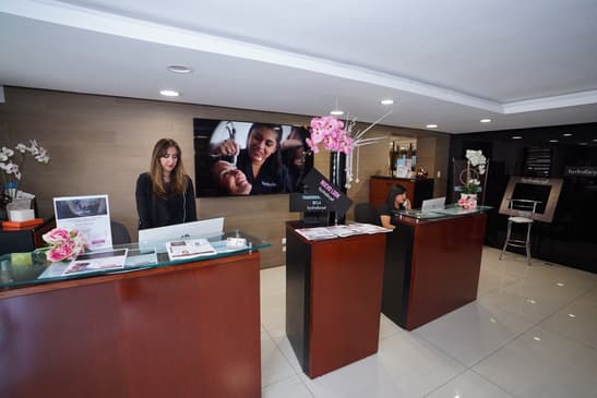 Slider image (4) Clinica Dermatologica y Cirugia Estetica de Puebla